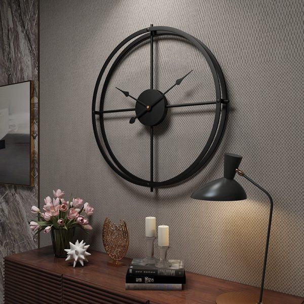 Creative Minimalist Wrought Iron Wall Clock