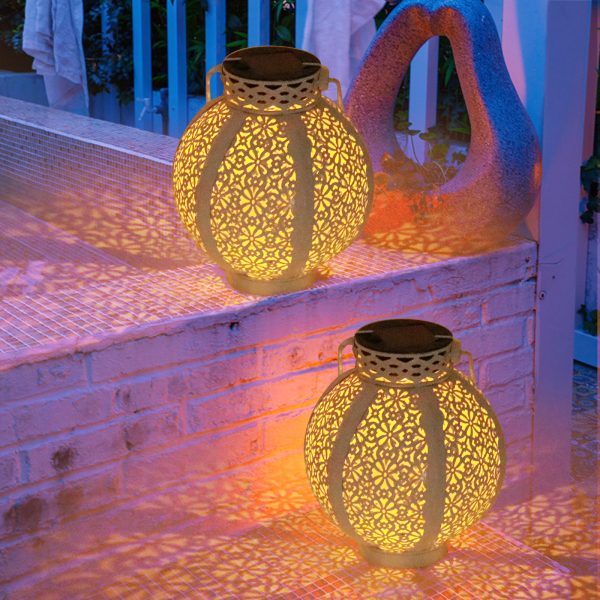 Retro Hanging Round Lantern Outdoor Decorative LED Solar Garden Light